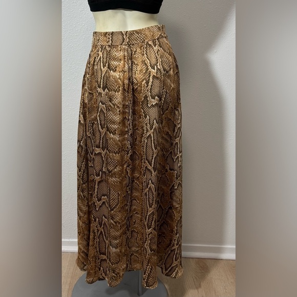NWOT Zara Snake Print A-Line Button-Front Skirt - Picture 3 of 11